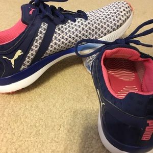 Puma tennis shoes-best offer